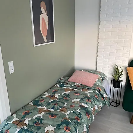 Apartment 300 Meter Walk To Lego House - 50m2 Cozy - Unit D *