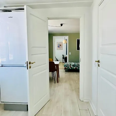 300 Meter Walk To Lego House - 50m2 Cozy - Unit D *